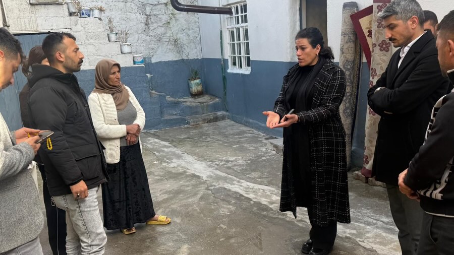 Yagışlar  sonrası  zarar  gören evleri ziyaret